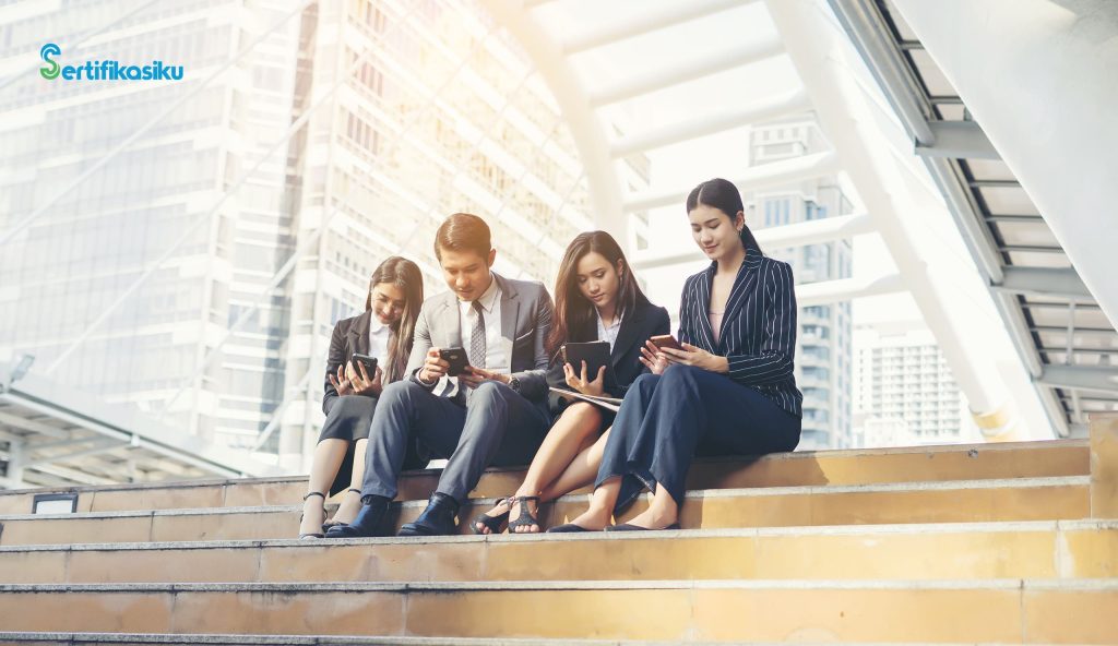 Meningkatkan Kompetensi Tim melalui Pelatihan dan Liburan di Bandung