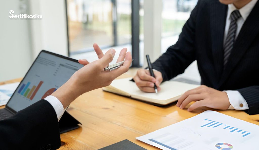 Pemanfaatan Strategi Digital untuk Meningkatkan Interaksi Nasabah Bank